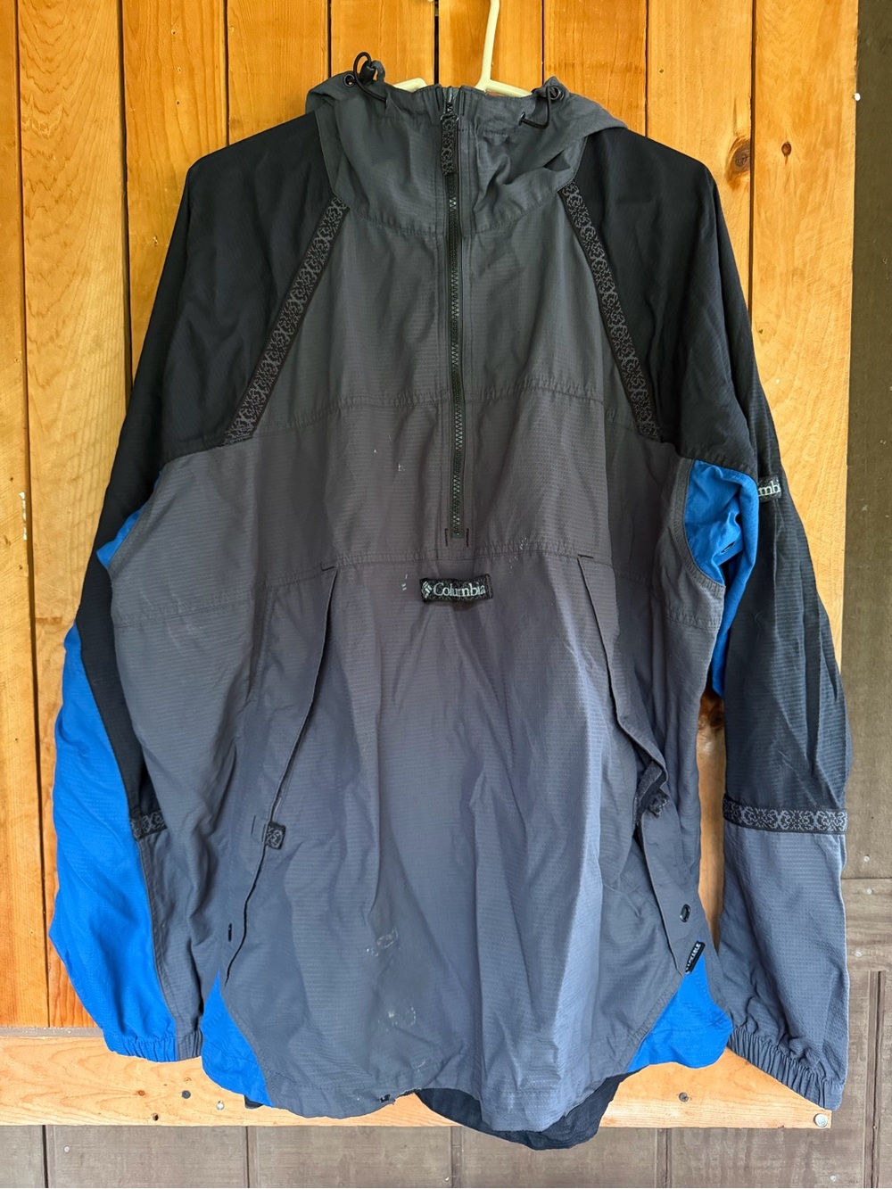 Vintage 90’s Columbia Windbreaker